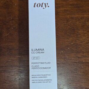 Toty Ilumina CC Cream Mineral Sunscreen 5W1